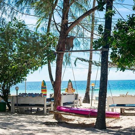 Soul Breeze Beach Resort شاطئ دياني المظهر الخارجي الصورة