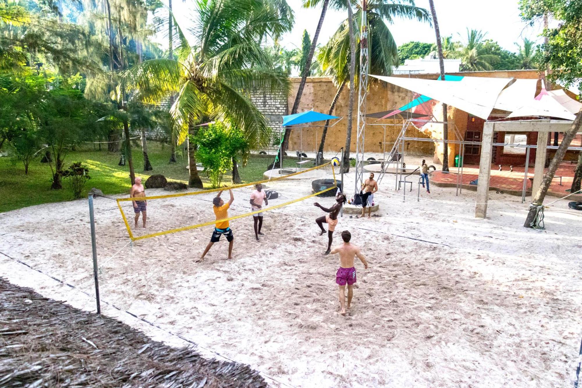 Soul Breeze Beach Resort شاطئ دياني المظهر الخارجي الصورة