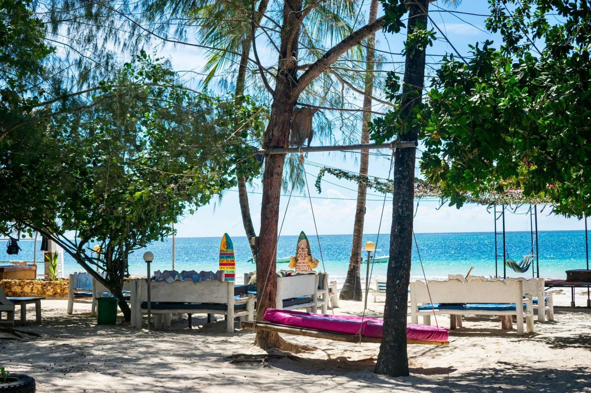 Soul Breeze Beach Resort شاطئ دياني المظهر الخارجي الصورة