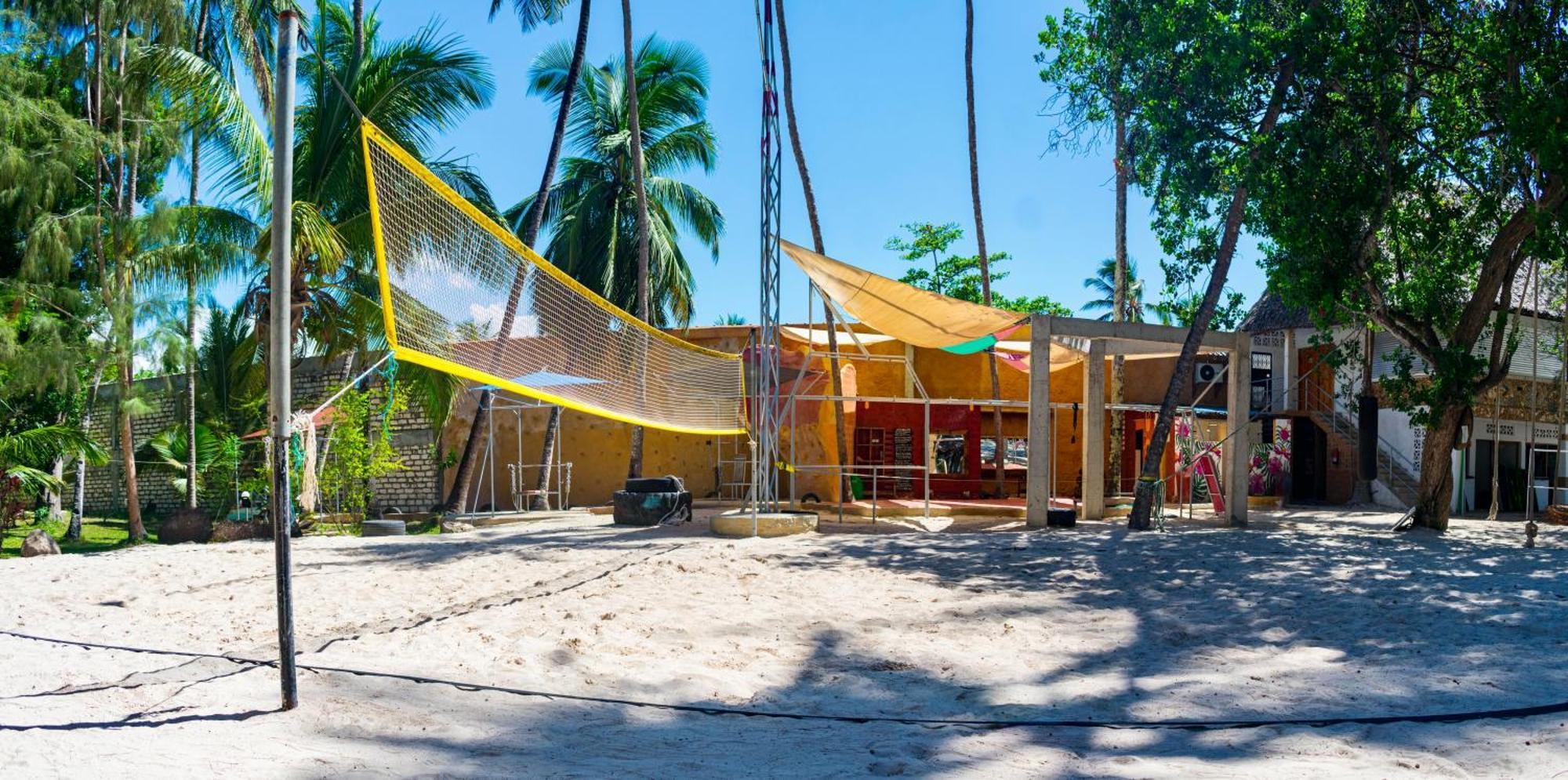 Soul Breeze Beach Resort شاطئ دياني المظهر الخارجي الصورة