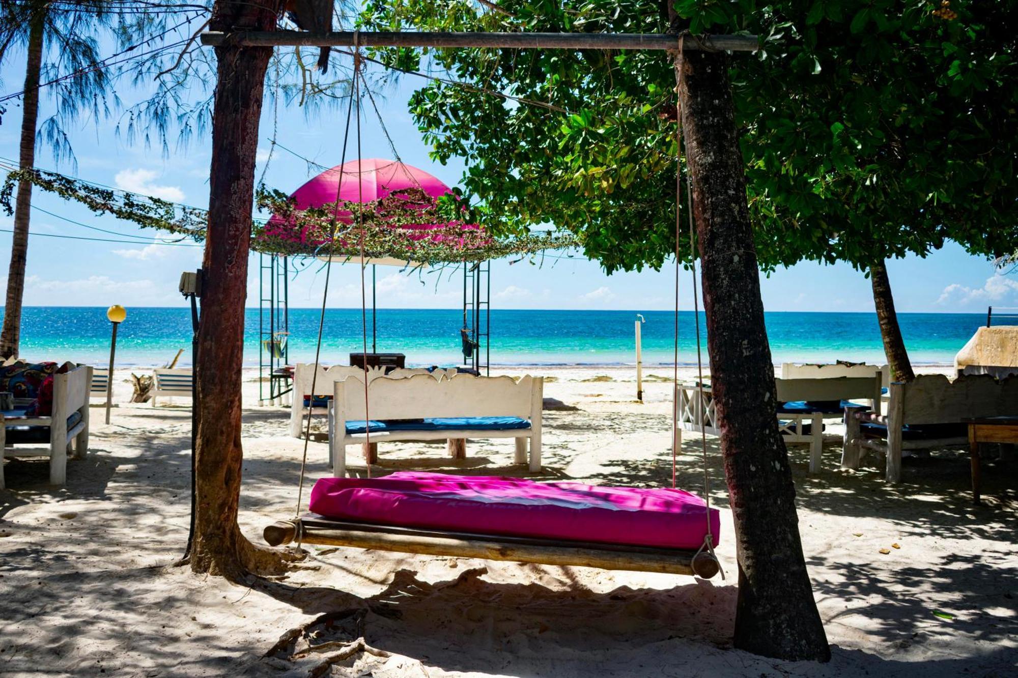 Soul Breeze Beach Resort شاطئ دياني المظهر الخارجي الصورة