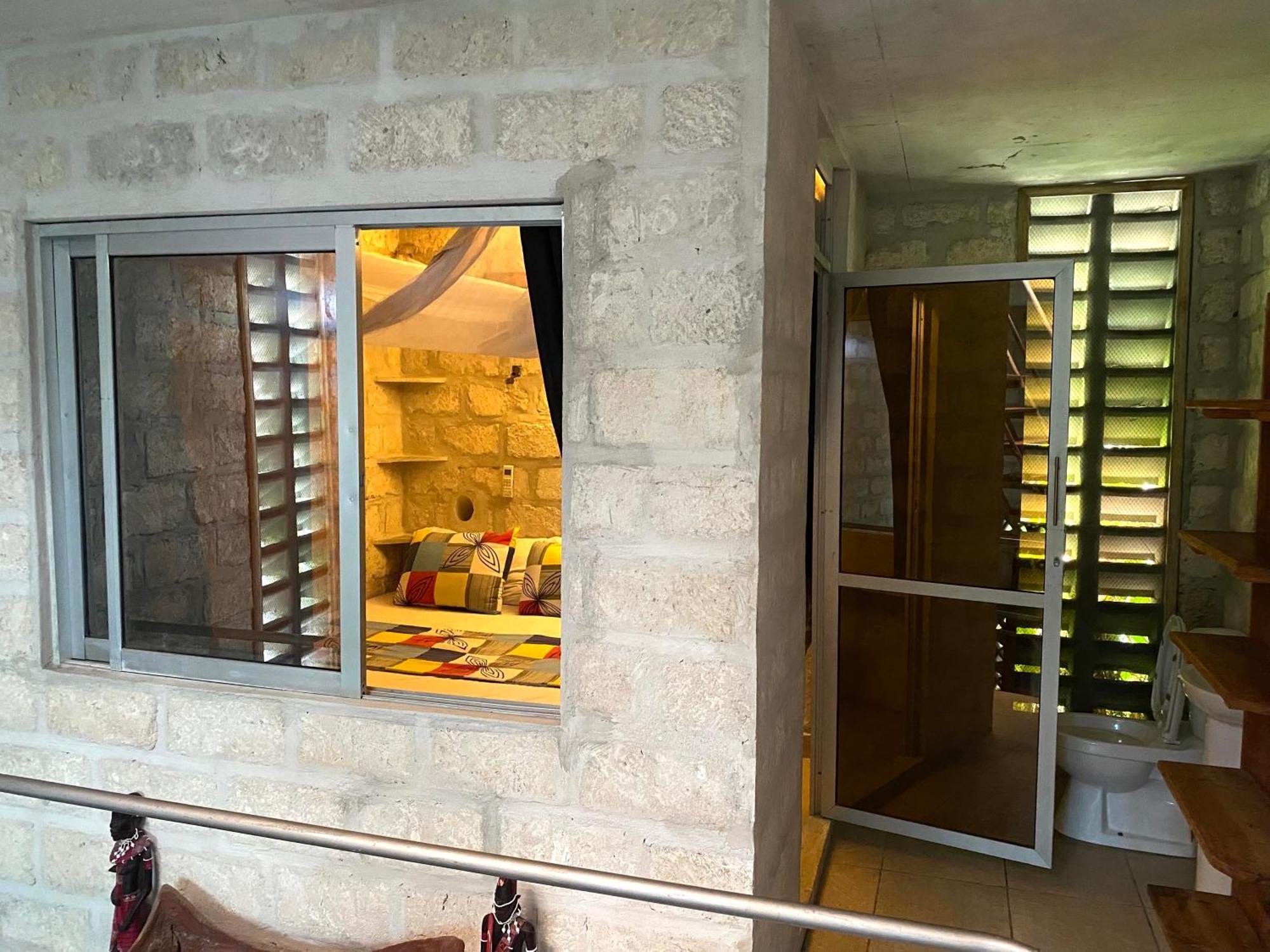 Soul Breeze Beach Resort شاطئ دياني الغرفة الصورة